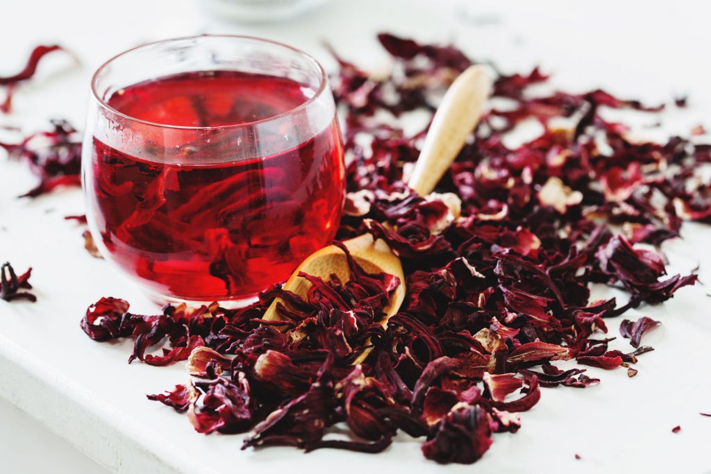 Ceai de hibiscus - proprietăți