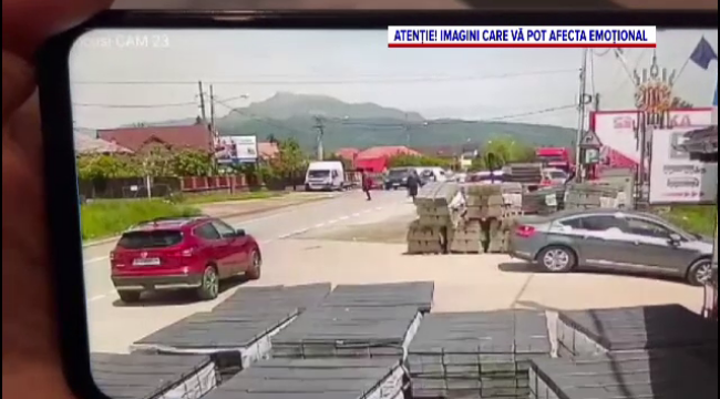 Cântărețul de muzică populară Corin Dobrinescu a murit după ce a fost lovit de o mașină