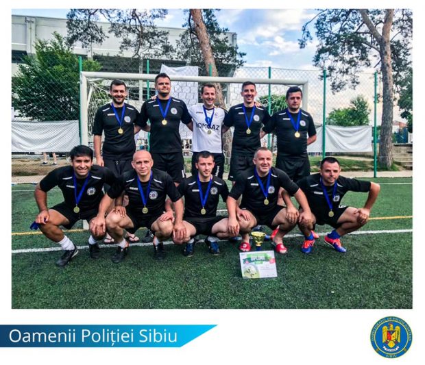 17 agenţi de Rutieră, reţinuţi în dosarul mită pentru echipa de fotbal a Poliţiei Sibiu. Cu ce performanțe se lăudau