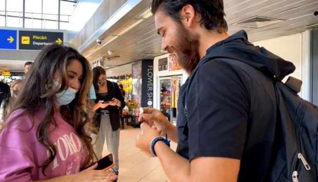 Imagine Stire Sorin Pușcașu de la „Survivor România” a ajuns acasă. Ce i-a cerut iubitei care l-a așteptat la aeroport | 2review.ro