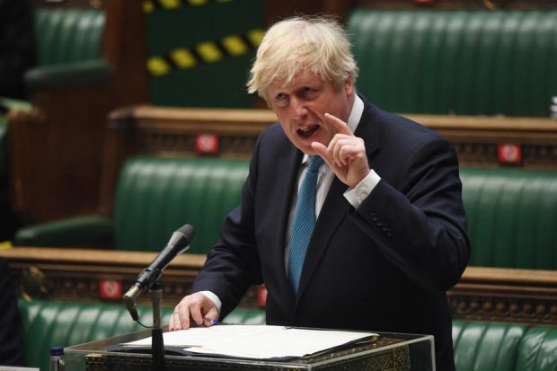 Marea Britanie nu va reveni la imigraţia necontrolată pentru a soluționa crizele carburanţilor şi alimentelor, spune Boris Johnson