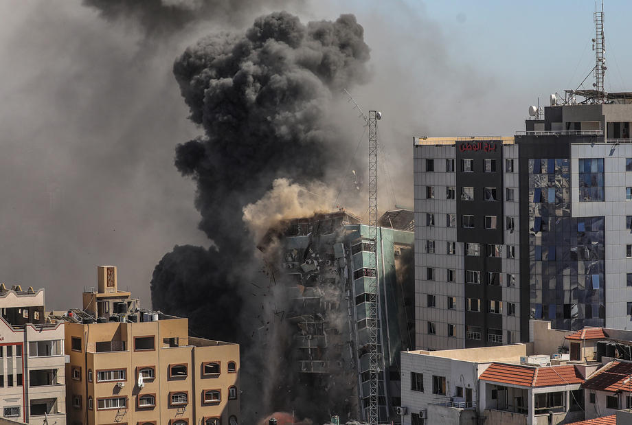 Româncă prinsă în conflictul din Gaza: „Vecinii mei au primit telefon că le va fi bombardată casa. Am plecat toți”