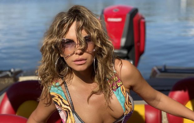 Imagine Stire Anna Lesko, aproape goală pe Instagram. Cum arată artista în vârstă de 42 de ani | 2review.ro