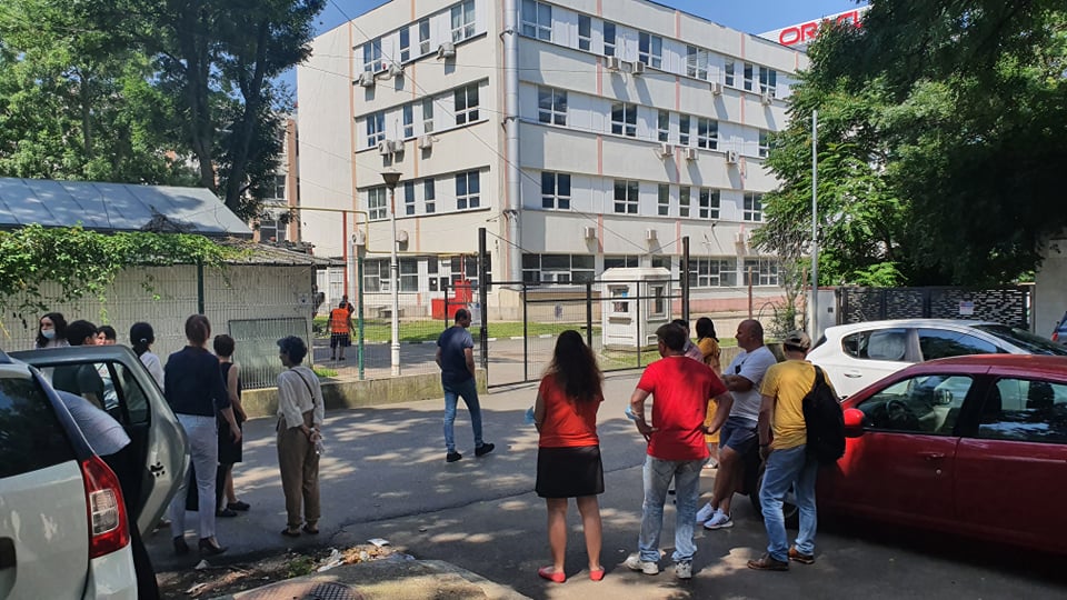 Reportaj. Proba la matematică de la Evaluarea Națională, după școala făcută în pandemie. „Ne simțim lăsați de izbeliște”