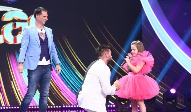 Imagine Stire Cine este Alessia Sana, trimisă în Finala de Popularitate, la „Next Star” sezonul 10 | 2review.ro