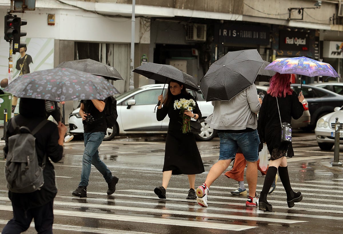 Alertă Meteo: Aproape Toată țara, Vizată De Furtuni. Cum Va Fi Vremea în București - Vimarsana News