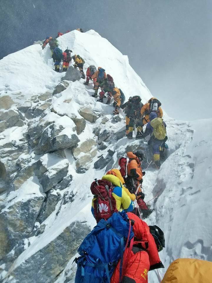 Interviu cu Horia Colibășanu despre costurile și riscurile alpinismului: „Toți sunt obsedați: Vârful, vârful!”