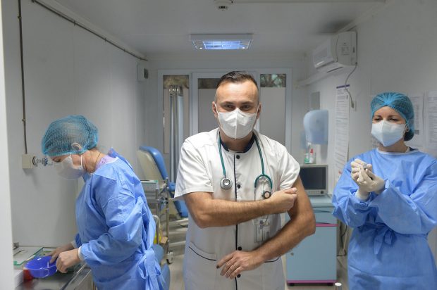 Adrian Marinescu, medic infecționist, explică numărul mare de copii internați cu COVID