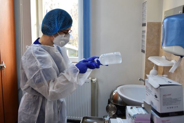 Peste 12.000 de persoane, vaccinate împotriva Covid-19 în ultimele 24 de ore