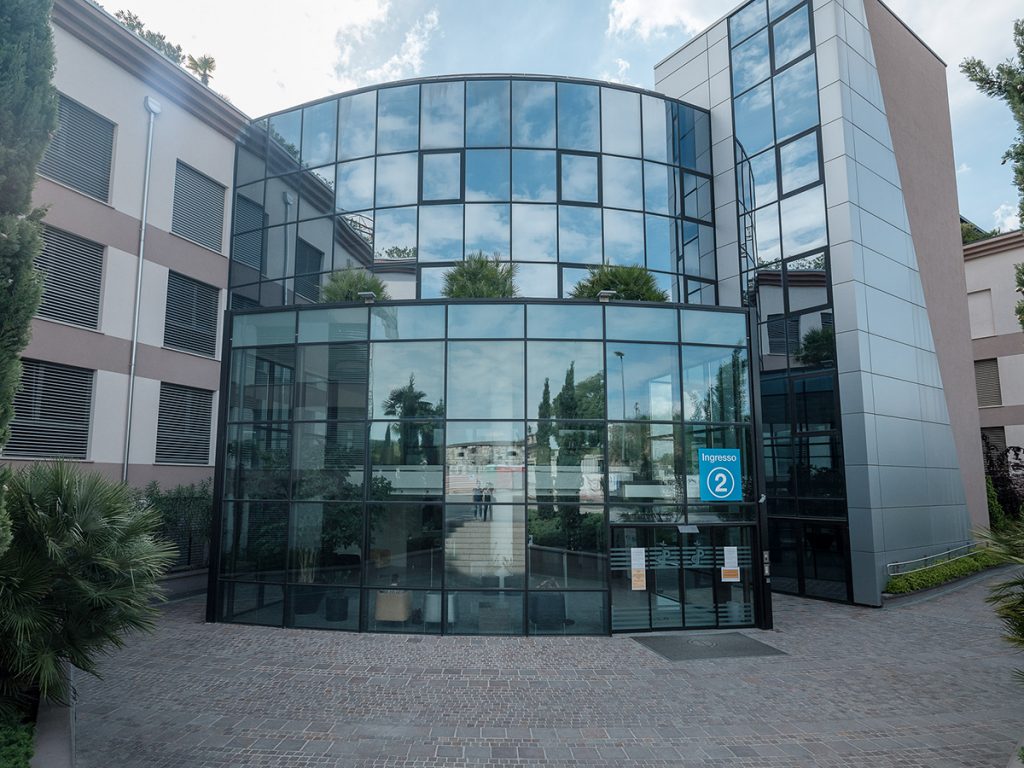 Viața unor cadre medicale plecate din România într-un spital italian: „Pacienții ți-o spun în față: «Aaa, ești din Est»”