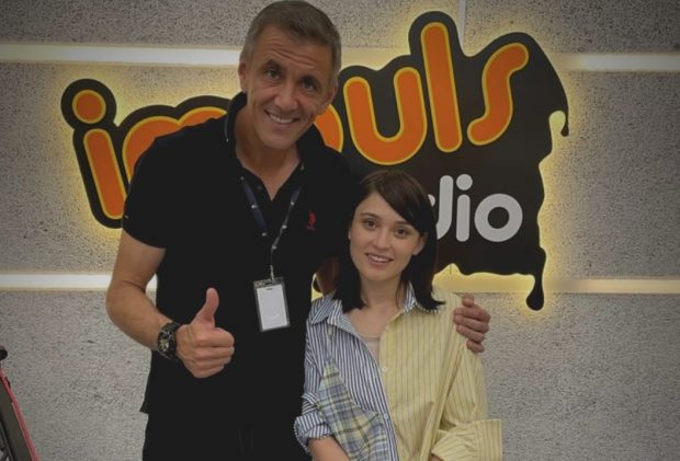 Imagine Stire Irina Rimes, mărturisiri sincere în emisiunea lui Cosmin Cernat. „Tu erai bărbatul ăla frumos cu care m-aș fi căsătorit” | 2review.ro