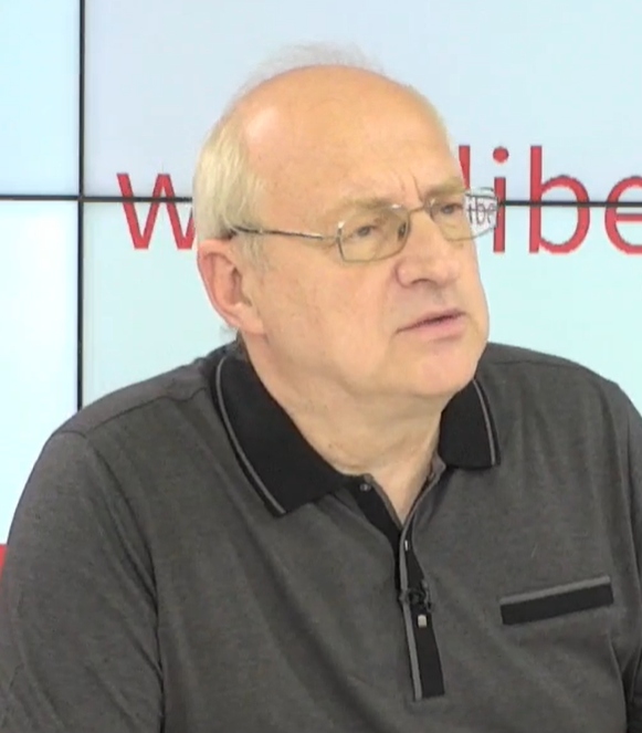 Trei profesori de matematică, despre subiectele la Evaluarea Națională 2021: „Foarte mult de lucru. Și eu, în două ore, cu greu aș fi terminat”
