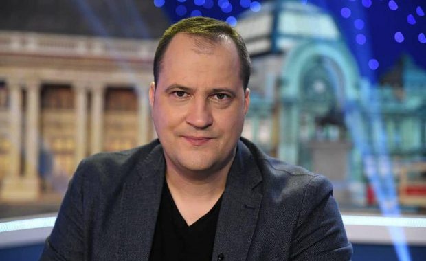 Imagine Stire Motivul pentru care Șerban Huidu nu va mai prezenta „Cronica cârcotașilor” | 2review.ro