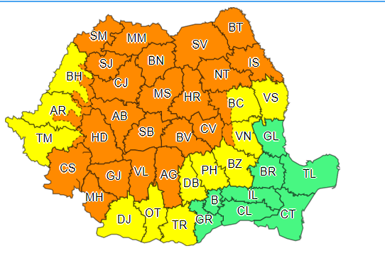 Cod portocaliu și cod galben de vijelii și caniculă în aproape toată țara, până joi
