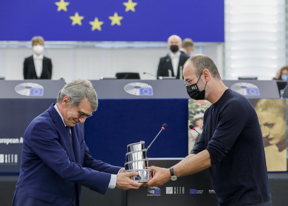 Președintele Parlamentului European a ținut să rostească în plen numele jurnaliștilor români de investigație: „Exemplu al curajului civic”