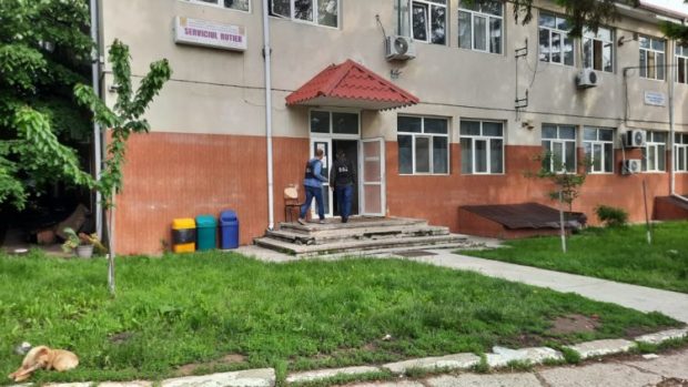 Percheziții DNA la Serviciu Rutier Botoșani și la mai mulți polițiști acasă