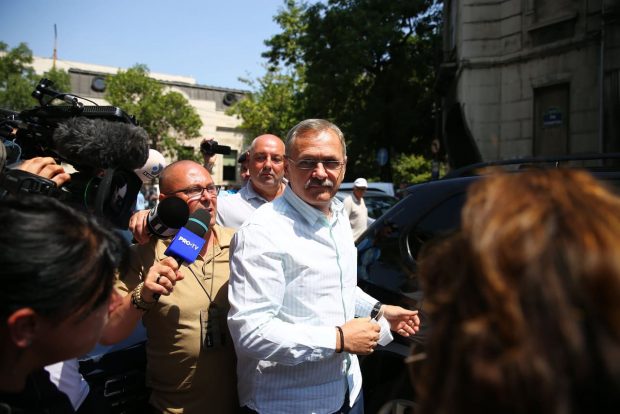 Decizia în procesul în care Liviu Dragnea cere mutarea în provincie a dosarului privind vizita în SUA, amânată pentru 4 noiembrie