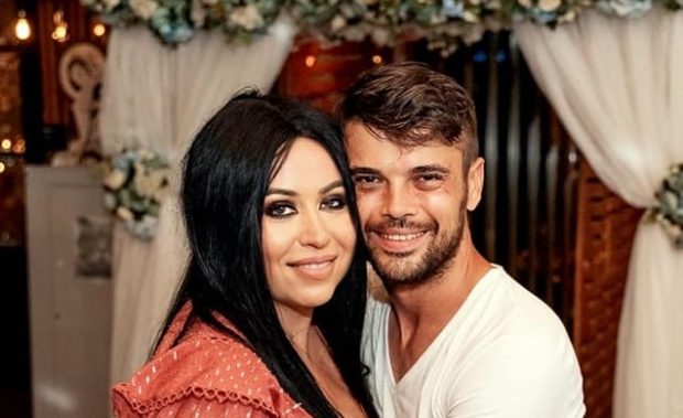 Imagine Stire Oana Roman și Marius Elisei își reînnoiesc jurămintele. Cum va arăta ținuta vedetei | 2review.ro