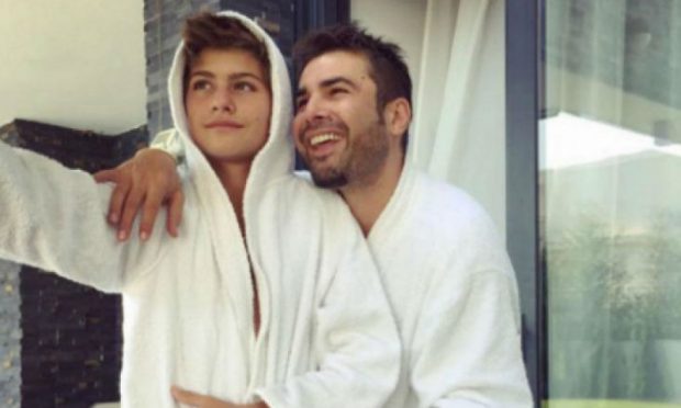 Imagine Stire Mario Mutu, în vacanță, pe iaht. Fiul Alexandrei Dinu și al lui Adrian Mutu și-a arătat noul tatuaj | 2review.ro