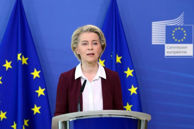 Ursula von der Leyen vine pe 27 septembrie la București, după Congresul PNL