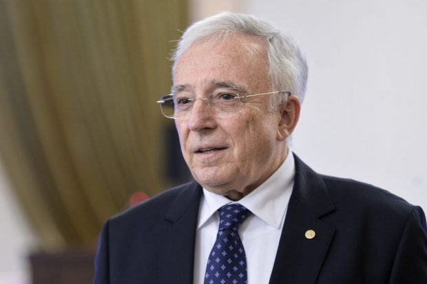Legea în baza căreia CNSAS a decis că Mugur Isărescu a colaborat cu Securitatea, declarată neconstituțională de CCR
