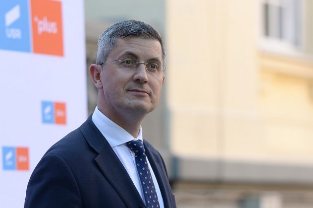 Dan Barna spune că USR va propune un Cabinet propriu dacă miercuri nu încep negocierile cu PNL și UDMR