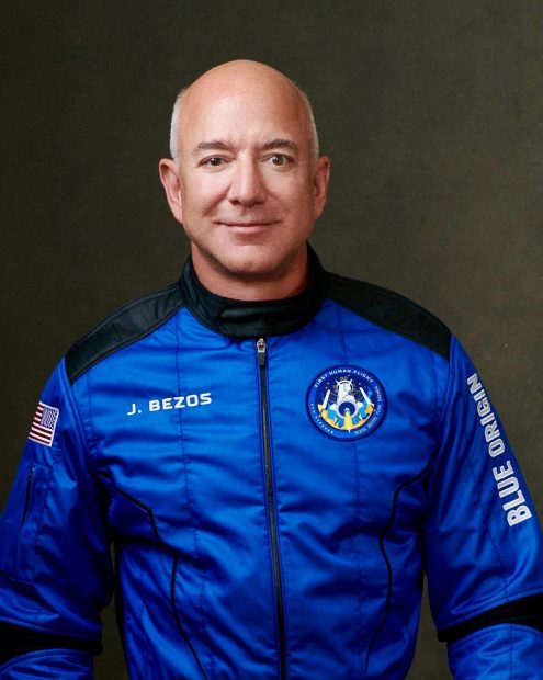 Viziunea lui Jeff Bezos pentru viitor: „Mulți oameni se vor naște în spațiu”