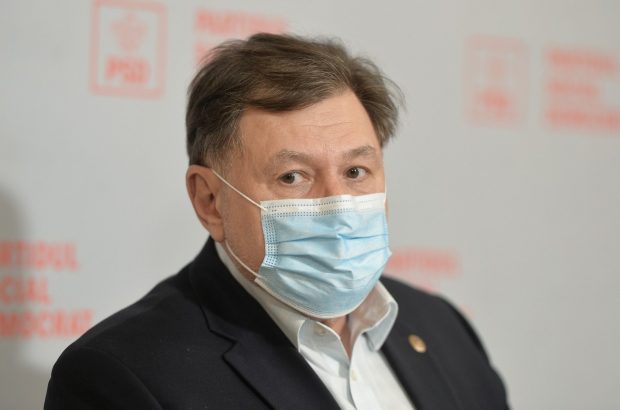 Numărul deceselor asociate COVID ar putea crește. Avertismentul lui Alexandru Rafila