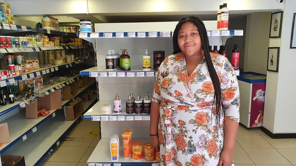 Viața în București A Unei Studente La Medicină Venite Din Africa: „Zici Că Ești în Nigeria, Numai Că Ai și Wi-fi" - Vimarsana News