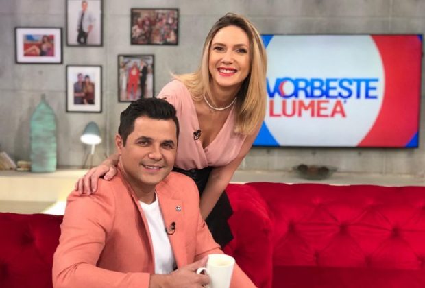 Imagine Stire Prima reacție a Adelei Popescu despre plecarea lui Cove de la „Vorbește lumea”. „Știu că vă surprinde” | 2review.ro