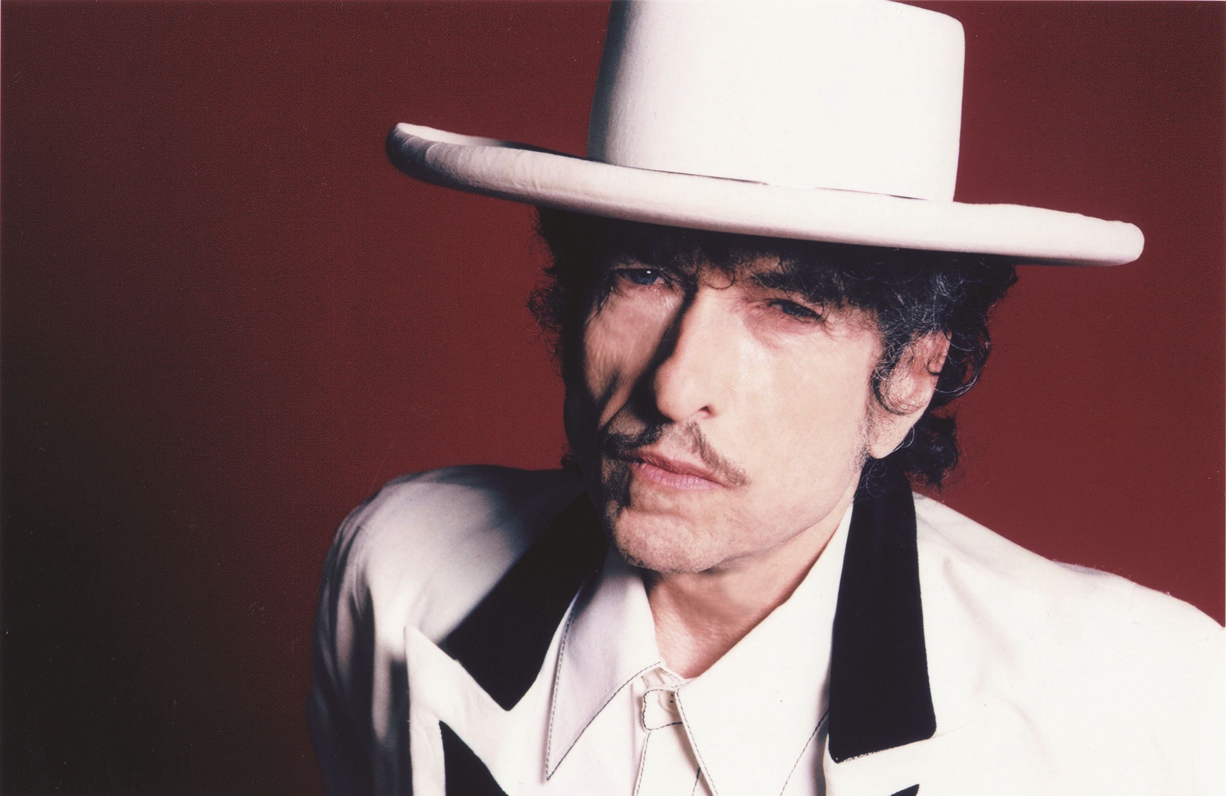Bob Dylan, Acuzat De Abuz Sexual Asupra Unei Minore De 12 Ani. Reclamanta Are Acum 68 De Ani - Vimarsana News