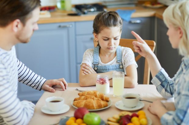 4 stiluri parentale și efectele lor asupra educației copiilor