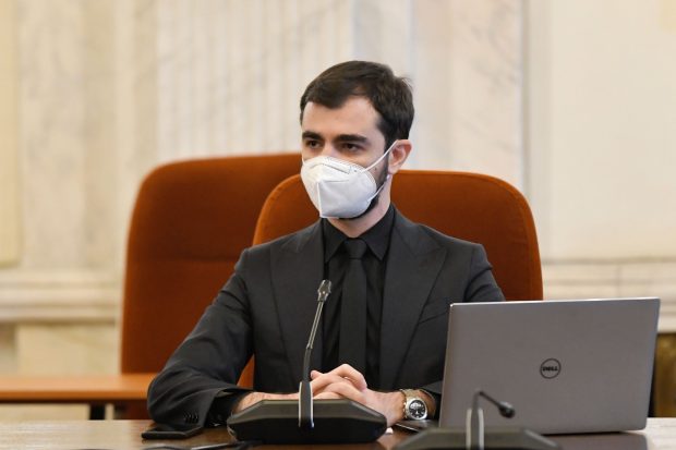 Claudiu Năsui: În ritmul actual, reparația țevilor de apă caldă din București va dura 89 de ani