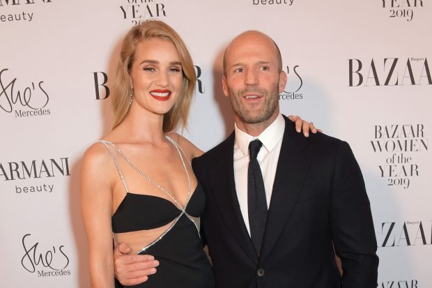 Rosie Huntington-Whiteley e însărcinată. Jason Statham va deveni tată pentru a doua oară