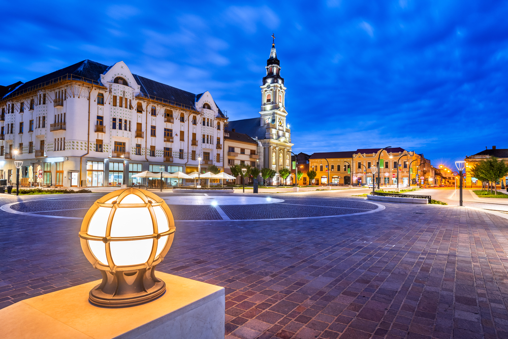Locuri de vizitat în Oradea - Piata Unirii