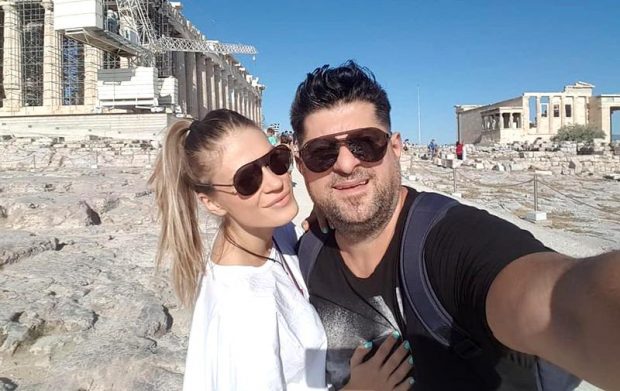 Artistul Tavi Colen și partenera lui, Emma Ștefan, vacanță în Italia. Cum au fost surprinși