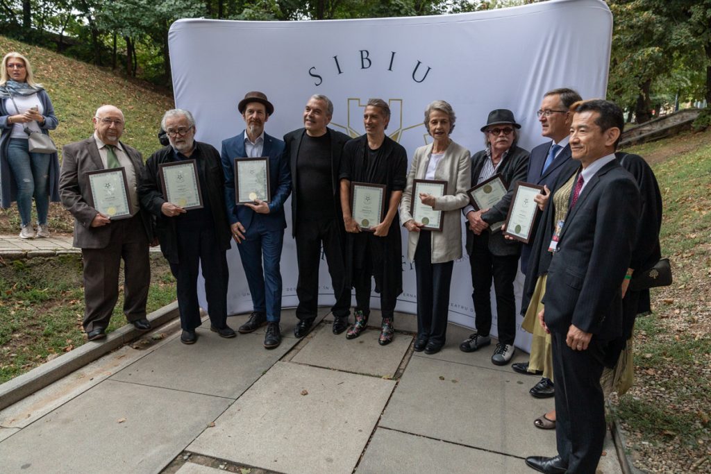 Charlotte Rampling a primit o stea pe Aleea Celebrităților din Sibiu. Cum a reacționat celebra actriță britanică