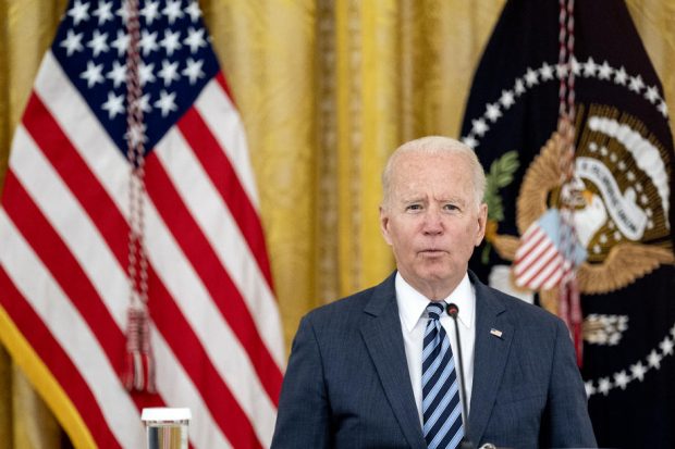 Cum a devenit îndemnul „Hai, Brandon!” un cod pentru o insultă adresată lui Joe Biden