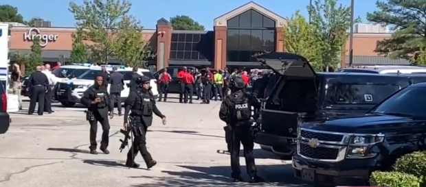 Un mort și 14 răniți, după un atac armat într-un supermarket din Memphis