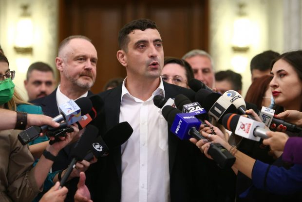 AUR cere parlamentarilor PSD și USR „să-i înregistreze și să-i dea pe mâna Parchetului” pe oamenii lui Florin Cîțu, dacă vor să îi mituiască