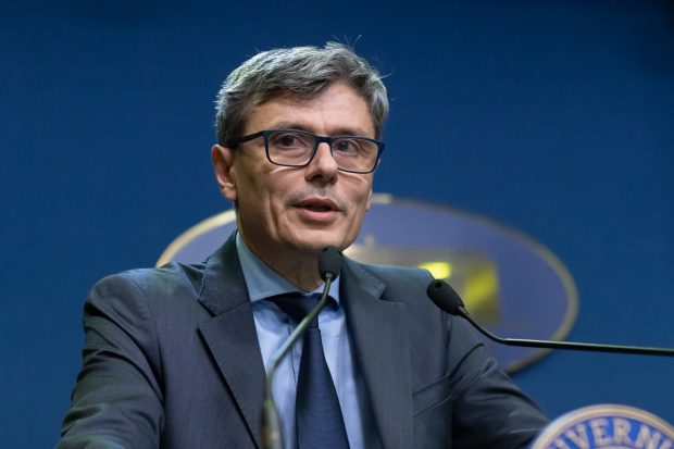 Cum va compensa statul facturile la energia electrică și gaze. Ministrul energiei infirmă „categoric” că vom rămâne fără gaze la iarnă