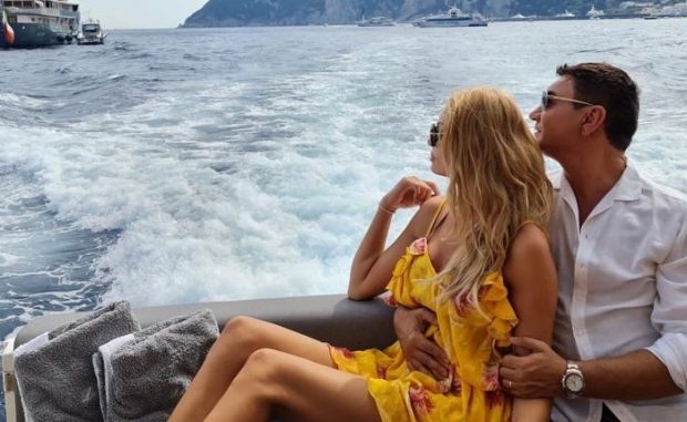 Imagine Stire Mesajul  transmis de Valentina Pelinel după trei ani de căsnicie cu Cristi Borcea. „În această zi ne uneam destinele” | 2review.ro