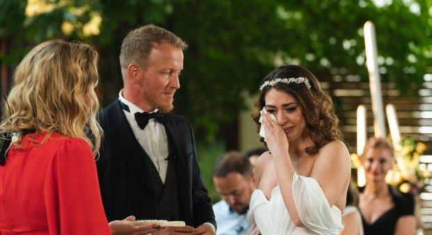 „Căsătoriți pe nevăzute” la PRO TV. Semnele de întrebare au apărut după ce Dana și Adrian au semnat actele. Diferența de vârstă ar putea fi un impediment