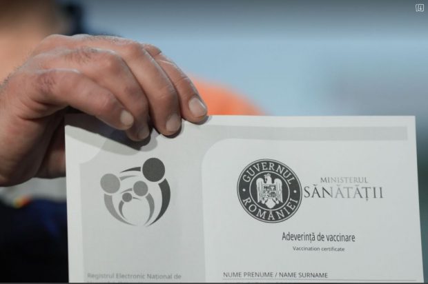 Percheziții la mai multe cabinete medicale, într-un dosar care vizează falsificarea de certificate de vaccinare anti-COVID