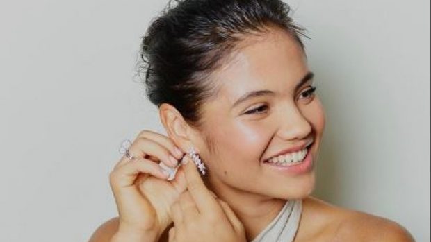 Emma Răducanu a strălucit la London Fashion Week. Jucătoarea de tenis, contract important cu un brand de lux