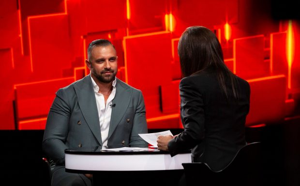 Alex Bodi, invitat la „40 de întrebări cu Denise Rifai”: „Ce înseamnă să fii mafiot?”