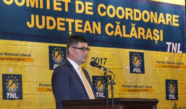 Alexandru Lucian Vasile, înlocuitorul lui Octavian Berceanu la Garda de Mediu, trece în CV-ul oficial „capacități de a folosi videoproiector sau scaner”