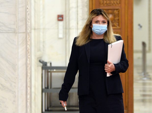 Revocarea Ancăi Dragu din funcția de președinte al Senatului, analizată azi de CCR