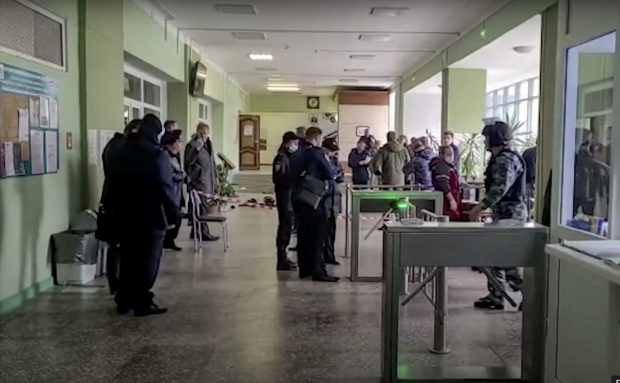 Cine este autorul atacului armat de la universitatea din Rusia și cum și-a motivat fapta