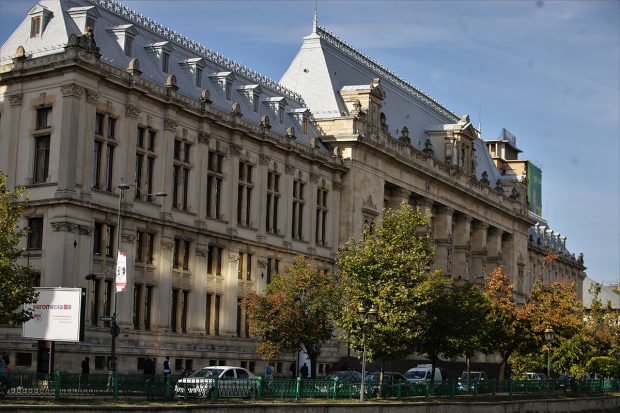 Alertă cu bombă la Curtea de Apel București. La fața locului intervin geniștii